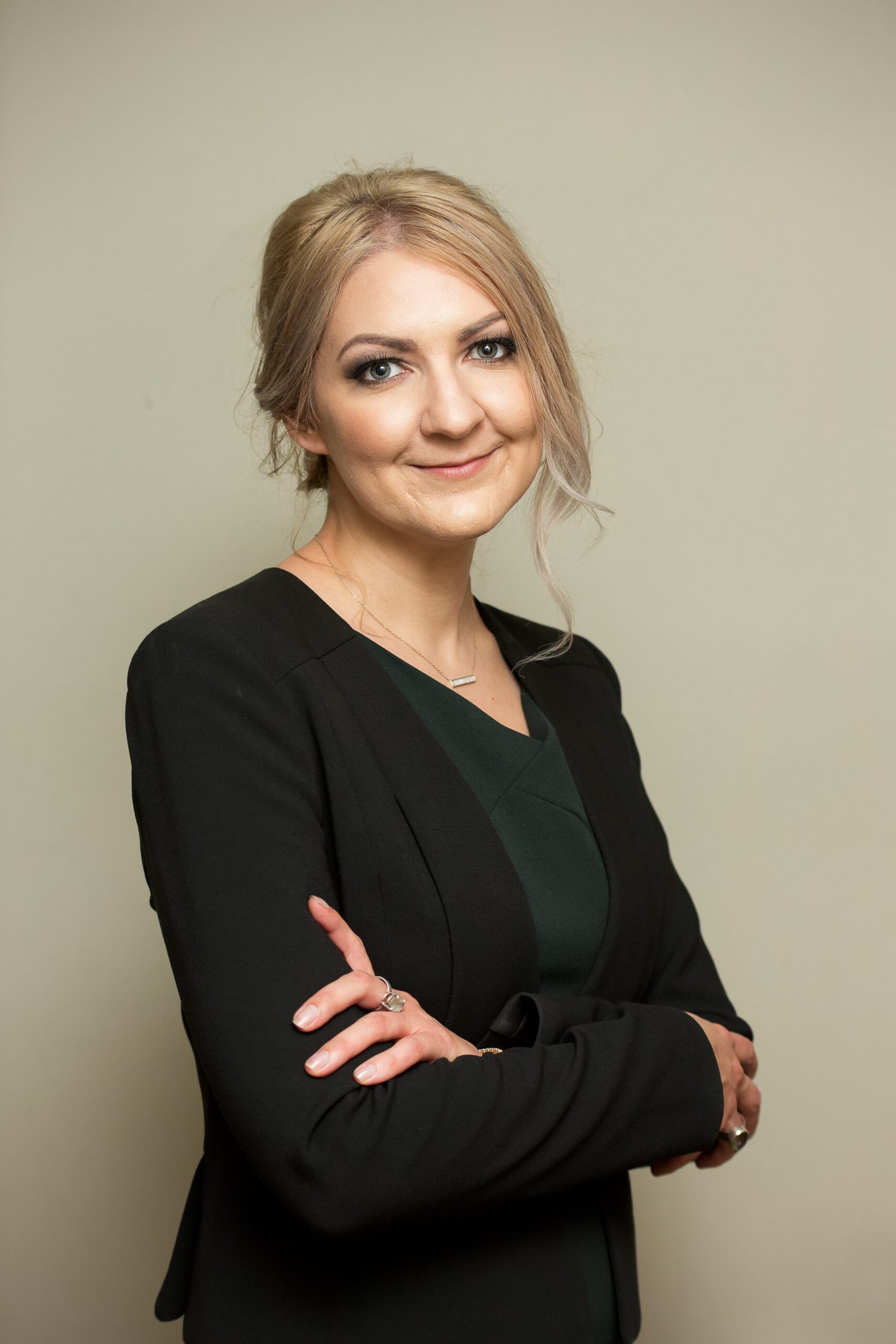 Kassy Baker - Picture 3 Kassy Baker